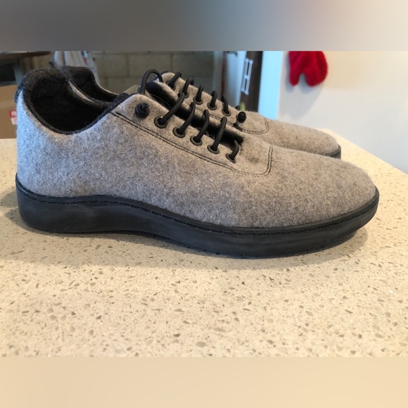 NWOT Baabuk Classic Wooler Sneaker (Size 6.5 U.S.) - Picture 3 of 7